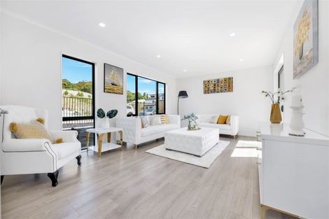 Photo of property in 19 Aklander Rise, Flat Bush, Auckland, 2019