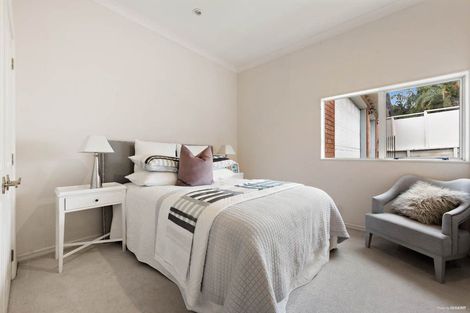 Photo of property in 26 Anaheim Boulevard, Shamrock Park, Auckland, 2016