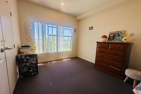 Photo of property in 107 Te Aparangi Road, Papakura, 2110