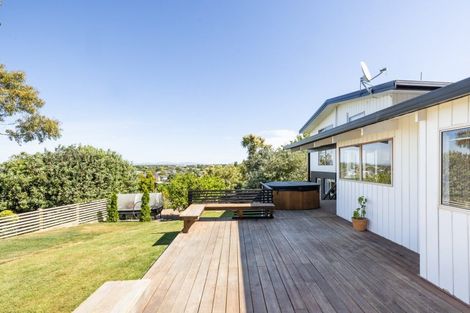 Photo of property in 8 Ewan Place, Taradale, Napier, 4112