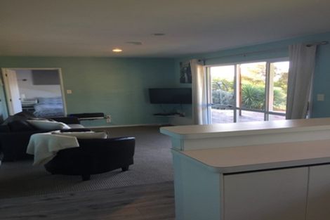 Photo of property in 17 Selleck Street, Mount Pleasant, Christchurch, 8081