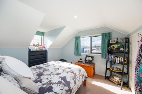 Photo of property in 25 Pirie Street, Palmerston North, 4410