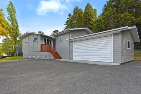 Photo of property in 11a Norana Road, Maoribank, Upper Hutt, 5018