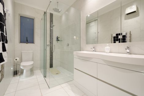 Photo of property in 127 Matua Road, Huapai, Kumeu, 0810