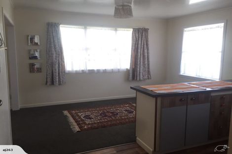 Photo of property in 2 Red Hill Road, Red Hill, Papakura, 2110