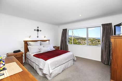 Photo of property in 10 Scott Street, Moturoa, New Plymouth, 4310