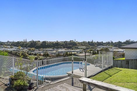 Photo of property in 36 Waterside Drive, Pyes Pa, Tauranga, 3112