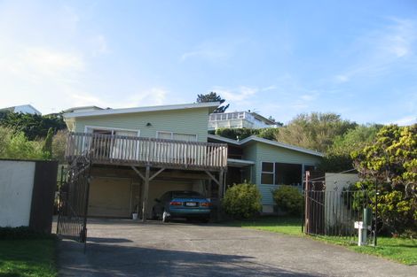 Photo of property in 37 Spinnaker Drive, Whitby, Porirua, 5024