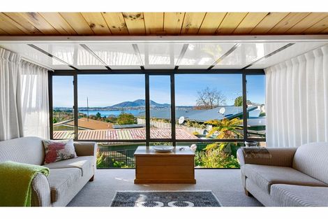 Photo of property in 25 Shera Street, Acacia Bay, Taupo, 3330