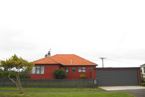 Photo of property in 47 Wrantage Street, Westown, New Plymouth, 4310