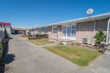Photo of property in 1-4/56 Grey Road, Timaru, 7910