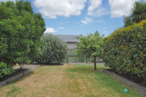 Photo of property in 76 Victoria Avenue, Palmerston North, 4410