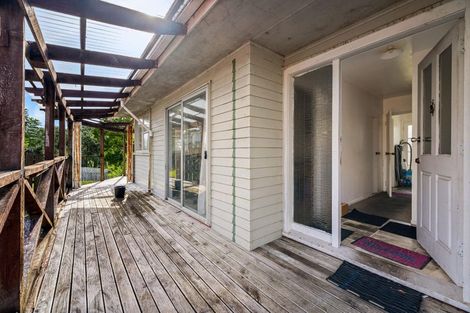 Photo of property in 62 Harmel Road, Glendene, Auckland, 0602
