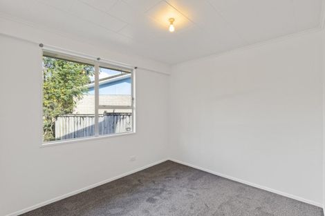 Photo of property in 8a Waterloo Place, Westown, New Plymouth, 4310