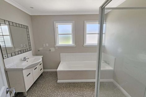 Photo of property in 743 Fergusson Drive, Elderslea, Upper Hutt, 5018