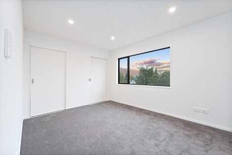 Photo of property in 64a Sungrove Rise, Sunnyvale, Auckland, 0612