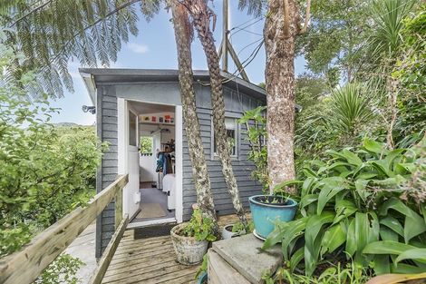 Photo of property in 4 Broomhill Road, Aro Valley, Wellington, 6012