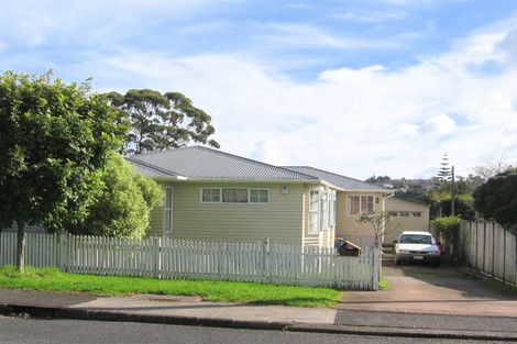 Photo of property in 107 Matipo Road, Te Atatu Peninsula, Auckland, 0610