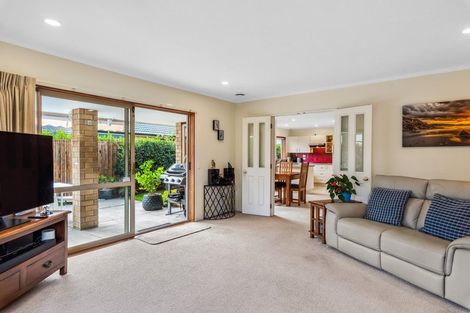 Photo of property in 96 Cedar Drive, Paraparaumu Beach, Paraparaumu, 5032