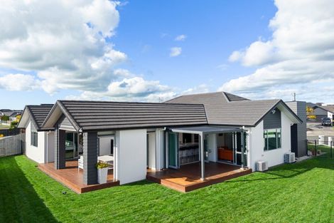 Photo of property in 18 Batten Drive, Flagstaff, Hamilton, 3210