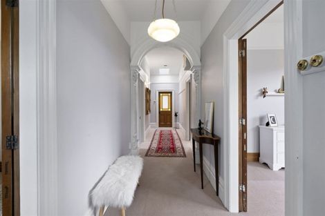 Photo of property in 17 Martin Avenue, Beckenham, Christchurch, 8023