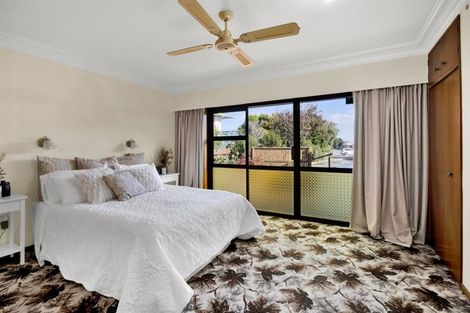 Photo of property in 240 Waihi Road, Hawera, 4610