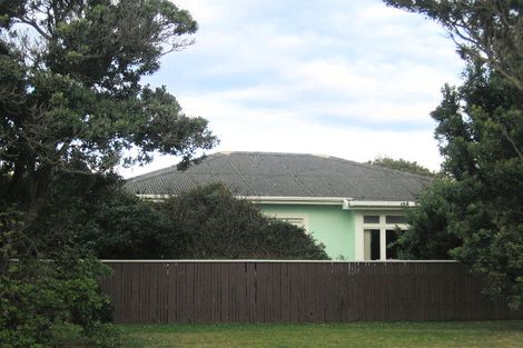 Photo of property in 74 Moana Street, Otaki Beach, Otaki, 5512