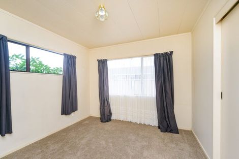 Photo of property in 58 Geraldine Crescent, Cloverlea, Palmerston North, 4412