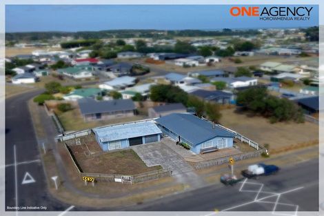 Photo of property in 28 Cousins Avenue East, Foxton Beach, Foxton, 4815