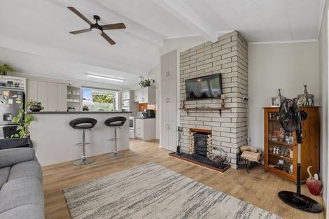 Photo of property in 186 Regan Street, Stratford, 4332