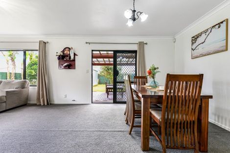 Photo of property in 14 Catalina Drive, Melville, Hamilton, 3206