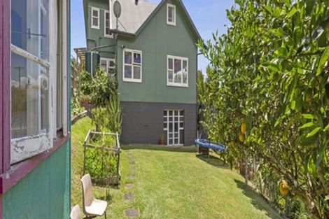 Photo of property in 13 Bay View Road, Raglan, 3225