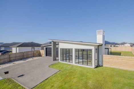 Photo of property in 185 Matua Road, Kumeu, 0810