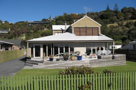 Photo of property in 75 Long Beach Road, Russell, 0202