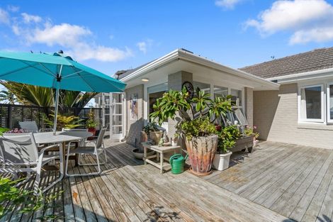 Photo of property in 21 Howe Street, Howick, Auckland, 2014