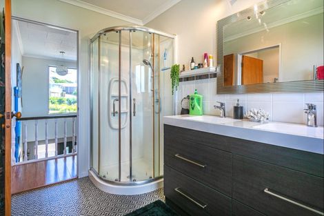 Photo of property in 65 Grange Road, Hahei, Whitianga, 3591