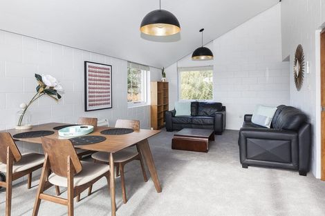 Photo of property in 21 Newbridge Place, Ilam, Christchurch, 8041