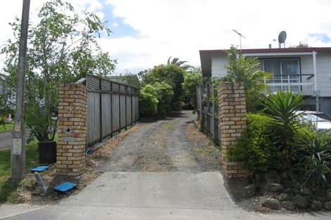 Photo of property in 7 The Crescent, Tindalls Beach, Whangaparaoa, 0930