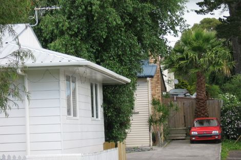 Photo of property in 24 Glendon Avenue, Avondale, Auckland, 1026