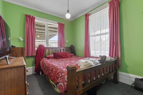 Photo of property in 19 Tuahu Place, Waitara, 4320