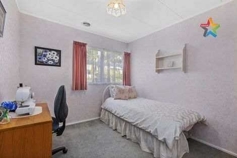 Photo of property in 33 Kingsley Street, Stokes Valley, Lower Hutt, 5019