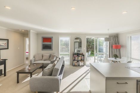 Photo of property in 23 Mahia Lane, Waikanae, 5036