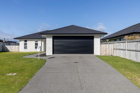 Photo of property in 24 Te Kio Crescent, Papamoa Beach, Papamoa, 3118