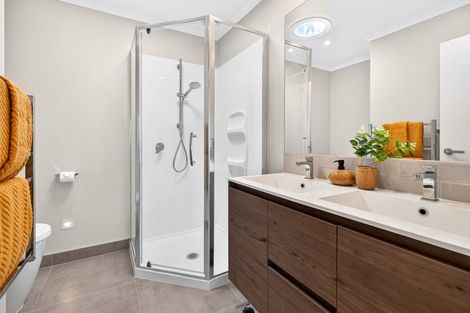Photo of property in 46 Hobsonville Point Road, Hobsonville, Auckland, 0616