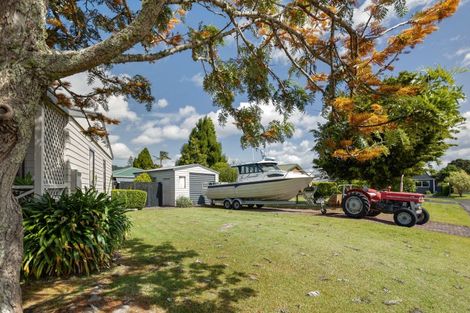 Photo of property in 14 Sarah Avenue, Whitianga, 3510