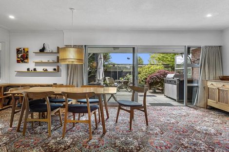 Photo of property in 239 Fifield Terrace, Opawa, Christchurch, 8023