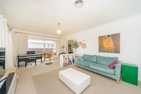 Photo of property in 62 Newcastle Street, Hokowhitu, Palmerston North, 4410