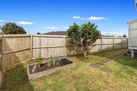 Photo of property in 48 Childers Road, Ranui, Auckland, 0612