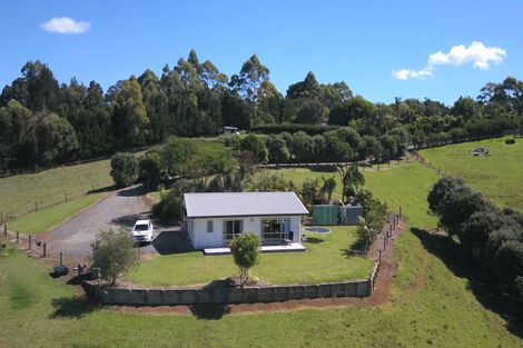 Photo of property in 121d Waimate North Road, Kerikeri, 0293