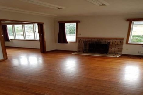 Photo of property in 17 Collie Road, Pukekohe, 2120